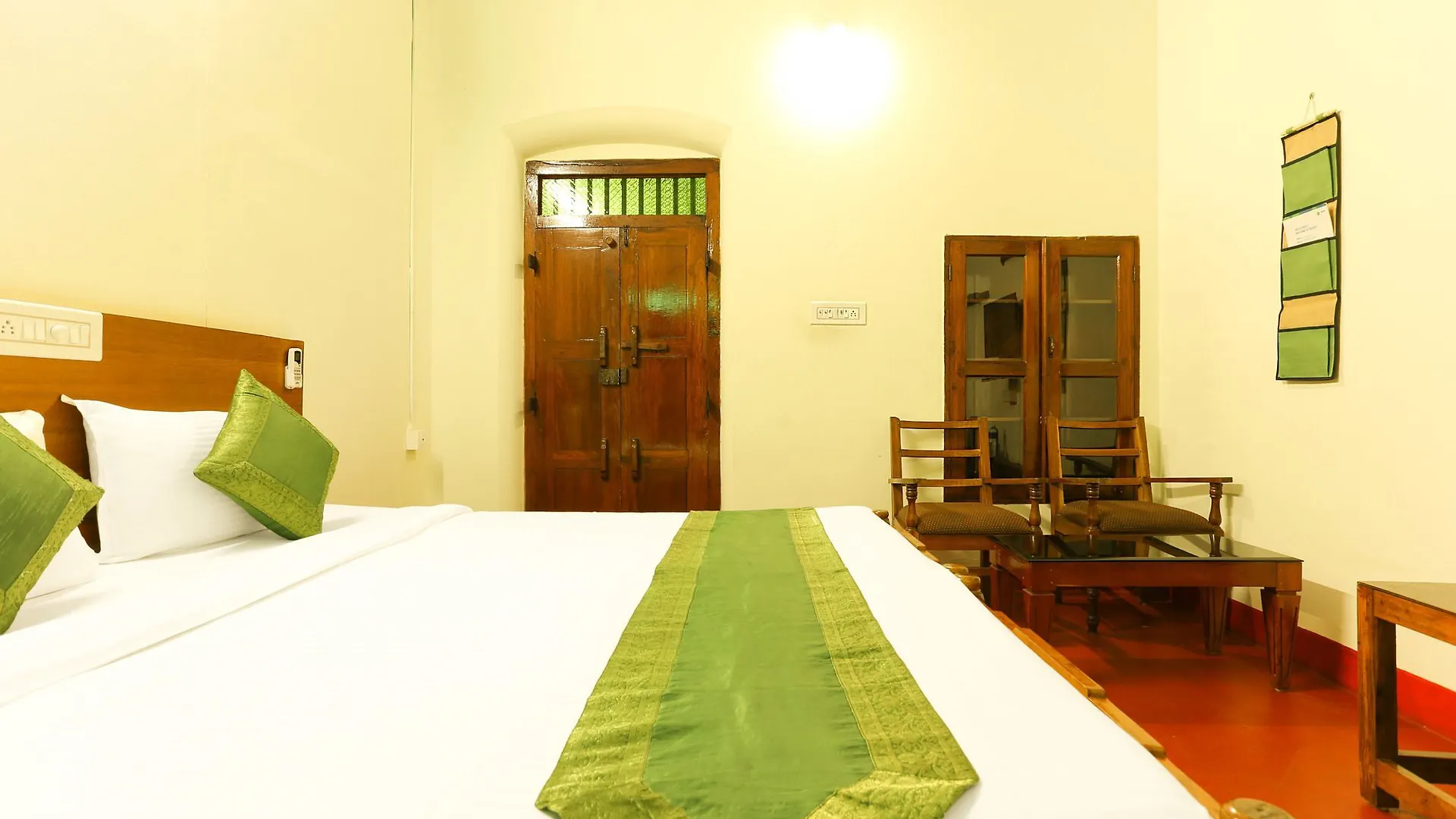 Treebo Green Aura Alappuzha Hotel