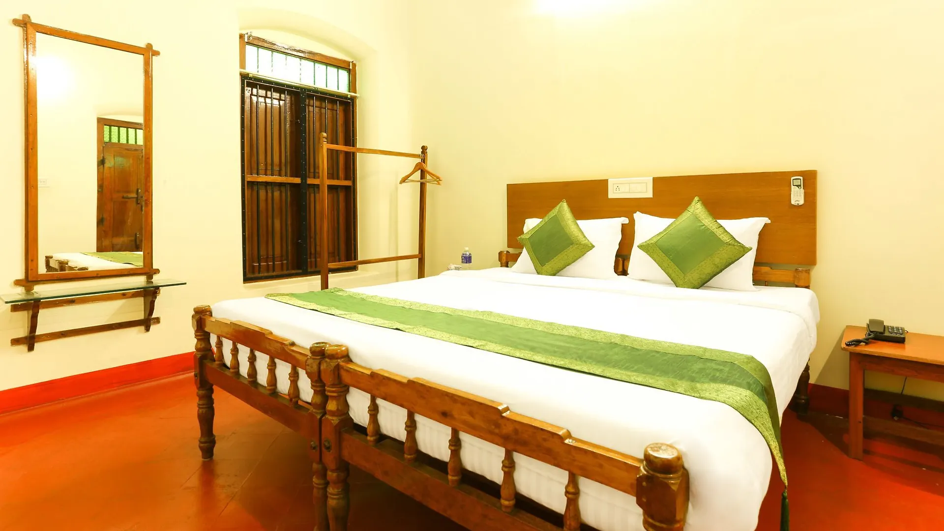 *** Hotel Treebo Green Aura Alappuzha India