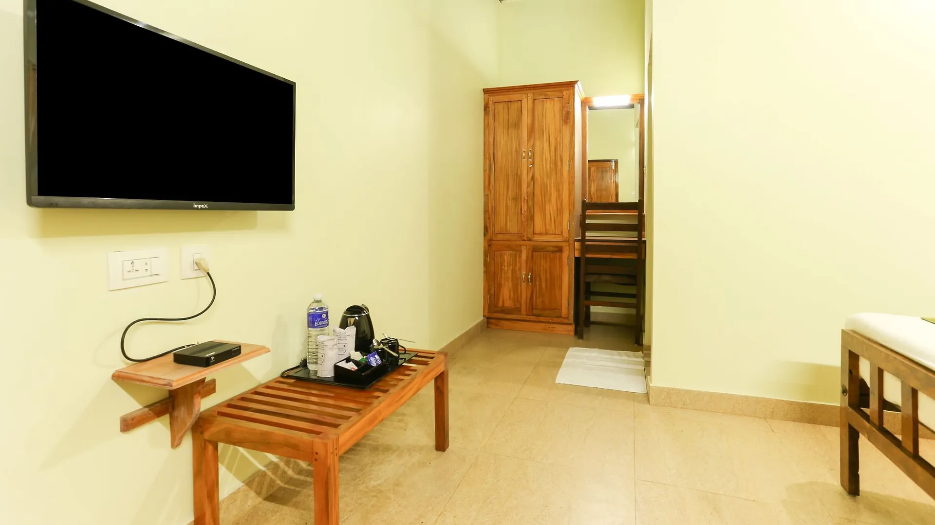 Treebo Green Aura Alappuzha Hotel