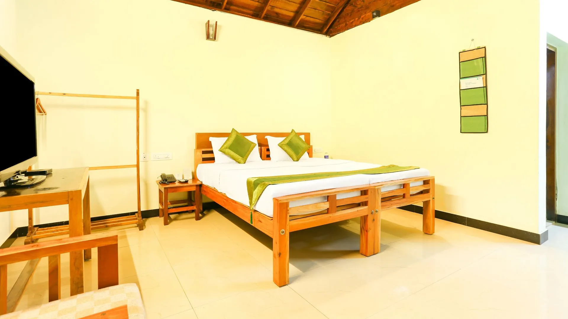Treebo Green Aura Alappuzha